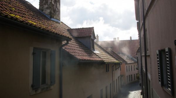 Comparatif des meilleurs services de nettoyage de toiture à Lyon